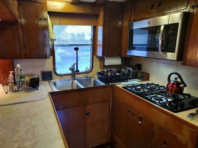 1982 DeFever 52 Offshore Cruiser