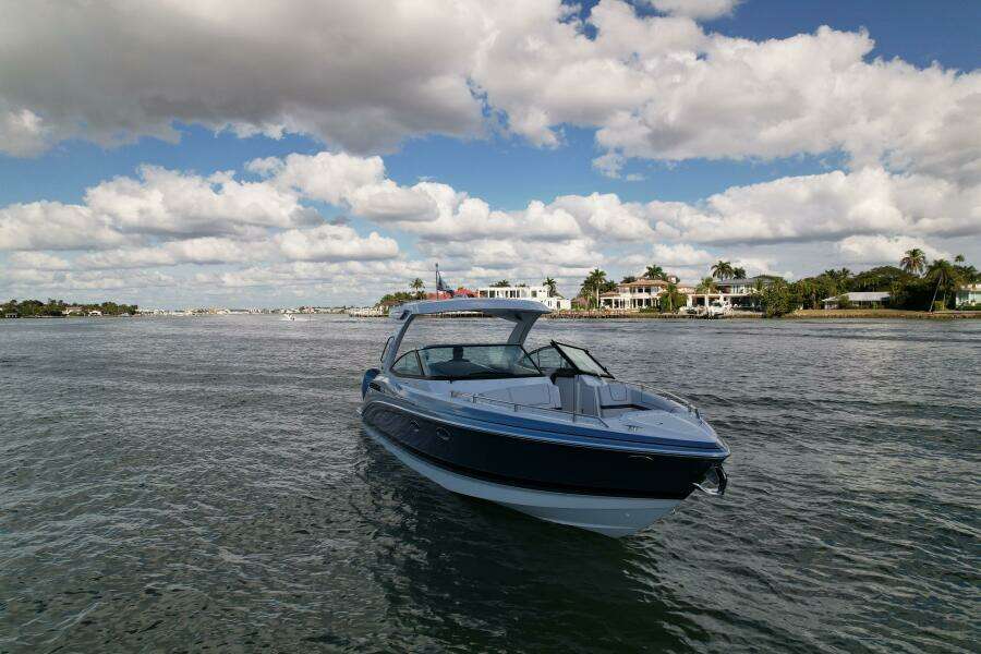 2023 Formula 330 CBR