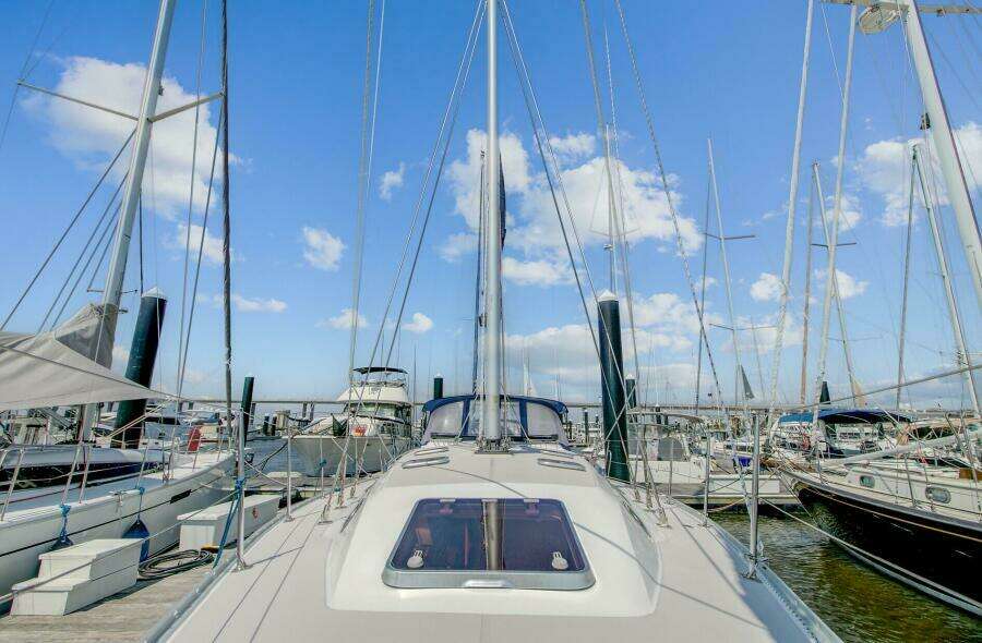 2011 Catalina 445