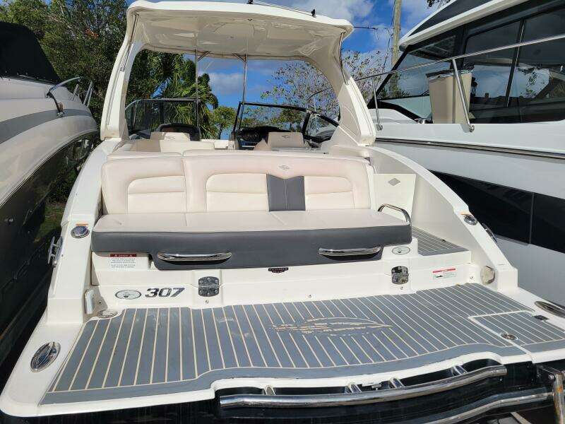 2017 Chaparral 307 SSX