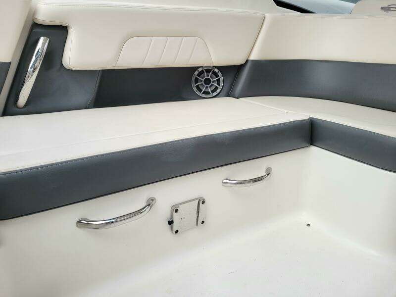 2017 Chaparral 307 SSX