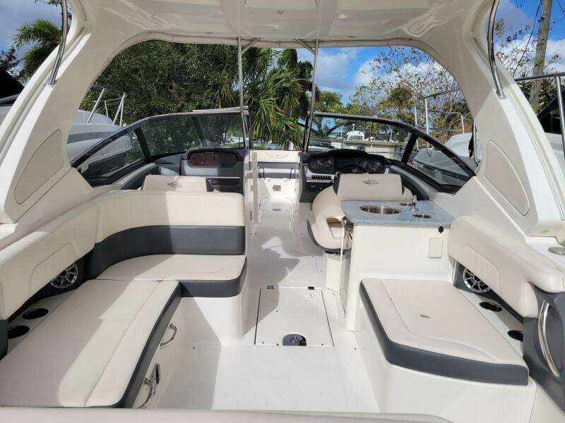 2017 Chaparral 307 SSX