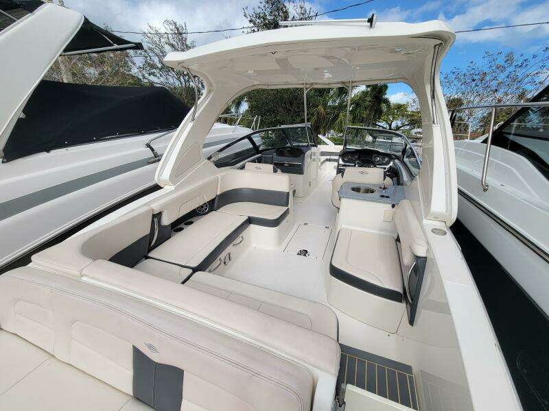 2017 Chaparral 307 SSX