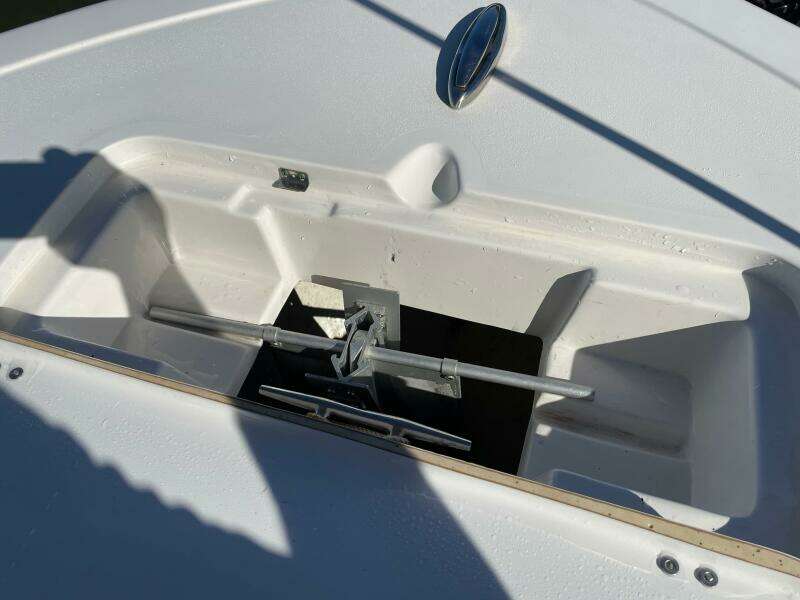 2017 Tidewater 220LXF