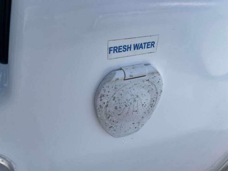 2017 Tidewater 220LXF