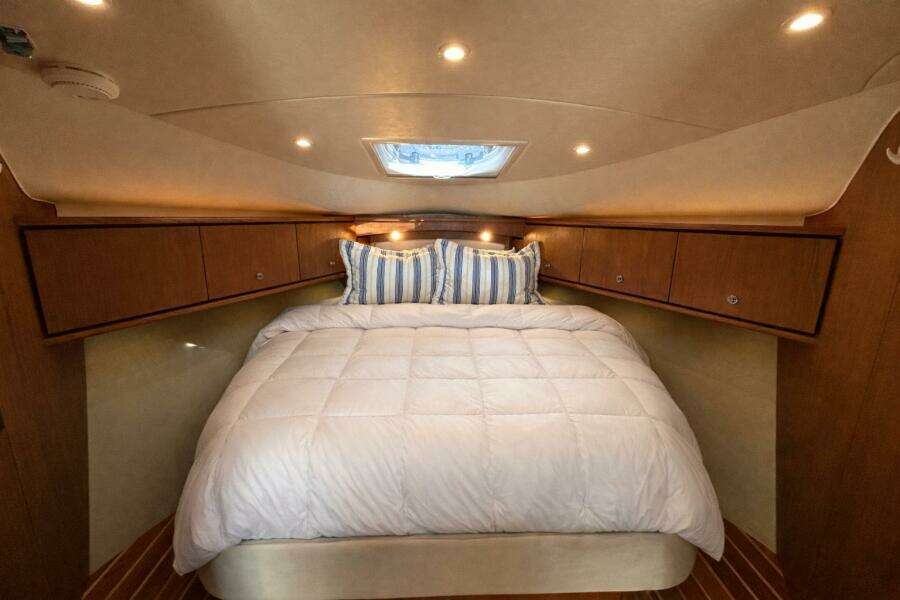 2008 Tiara Yachts 3900 Sovran