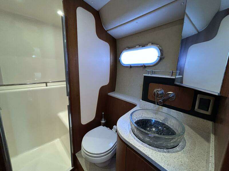 2008 Tiara Yachts 3900 Sovran