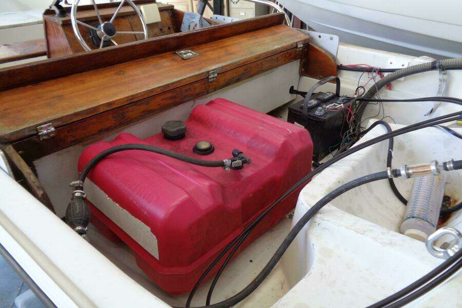 1987 Boston Whaler 13 Sport