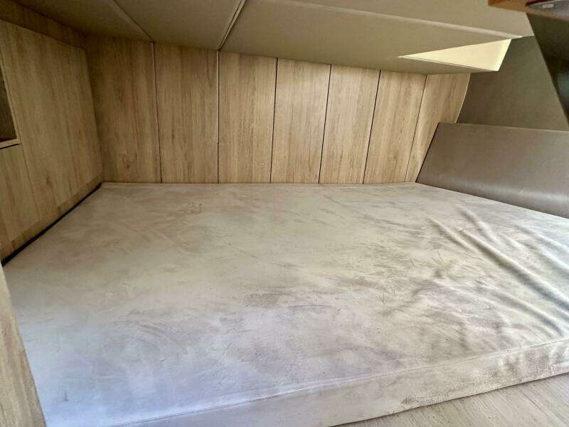 NX 360 Sports Coupe - Interior