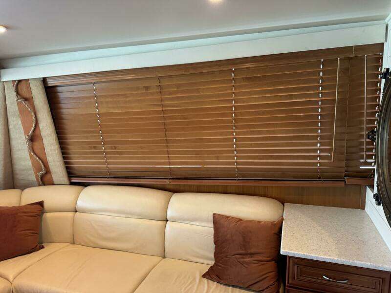 1995 Viking 58 Convertible