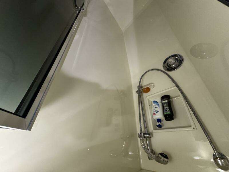 1995 Viking 58 Convertible