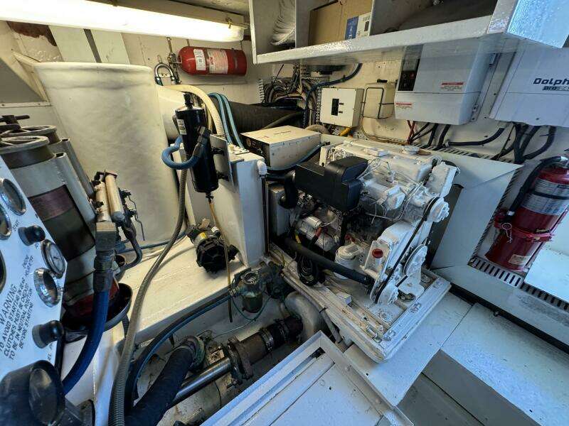 1995 Viking 58 Convertible