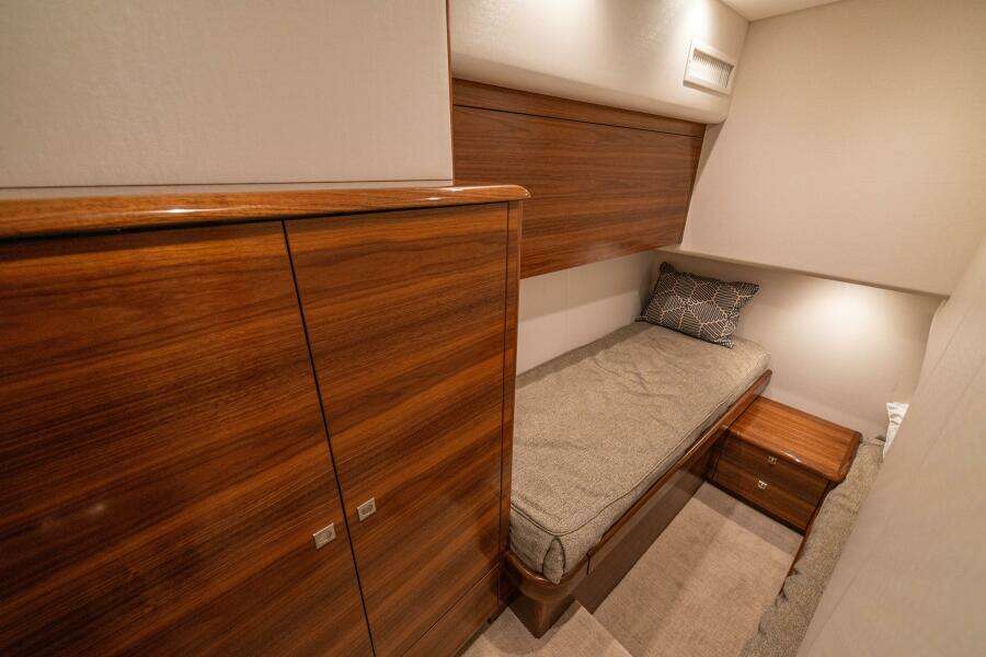 2025 Viking 58 Convertible GAME ON