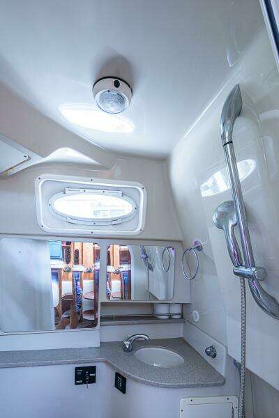 2013 Wellcraft 340 Coastal