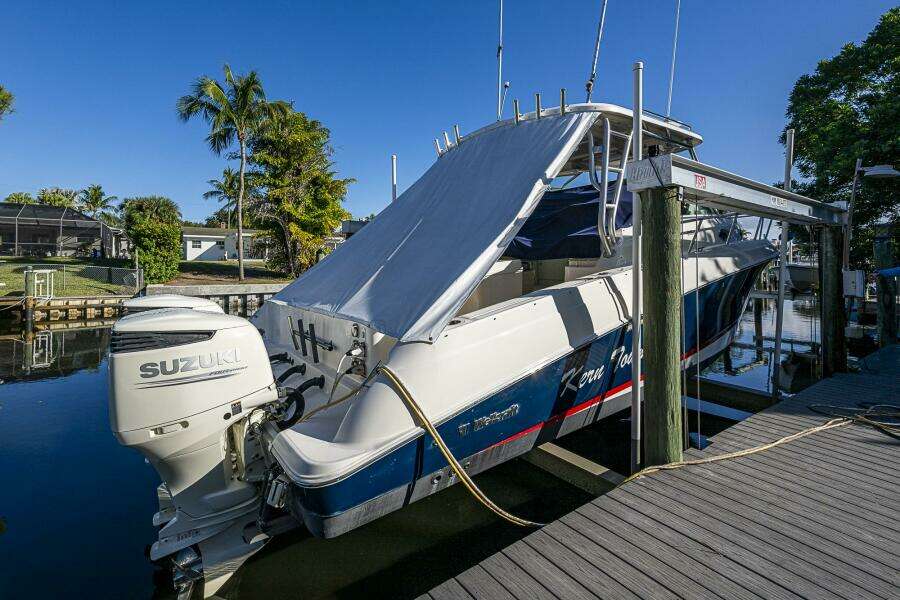 2013 Wellcraft 340 Coastal
