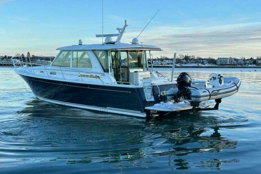 2020 Sabre 45 Salon Express