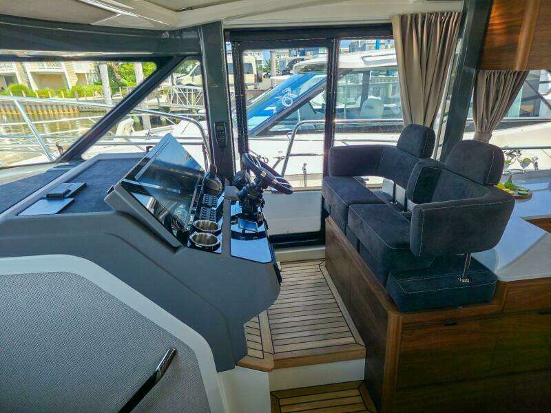 2026 Marex 440 Gourmet Cruiser