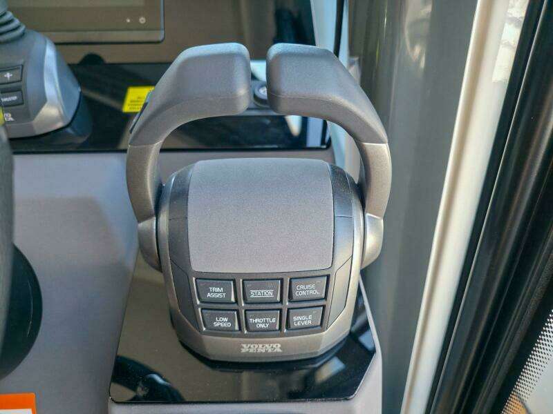 2026 Marex 440 Gourmet Cruiser