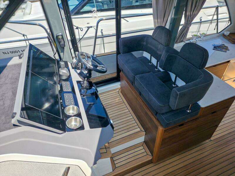 2026 Marex 440 Gourmet Cruiser