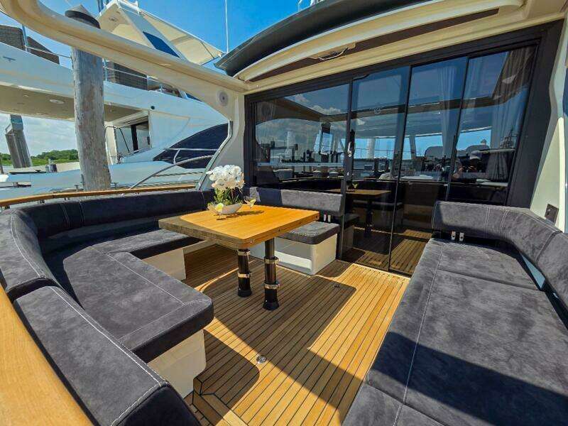 2026 Marex 440 Gourmet Cruiser