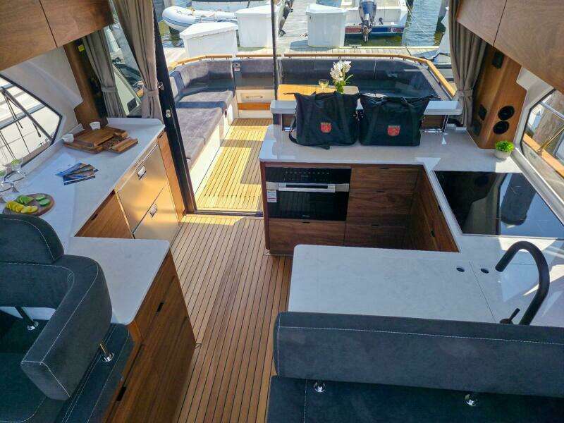 2026 Marex 440 Gourmet Cruiser