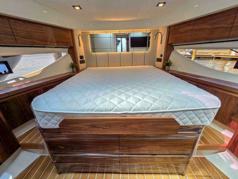 2026 Marex 440 Gourmet Cruiser