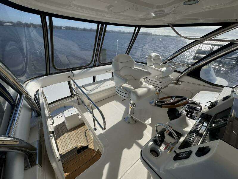 2007 Sea Ray 58 Sedan Bridge
