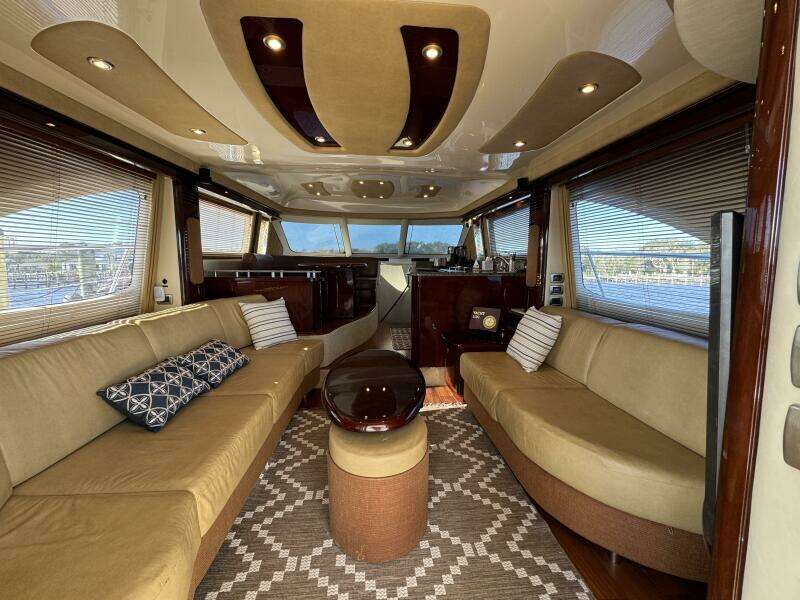 2007 Sea Ray 58 Sedan Bridge