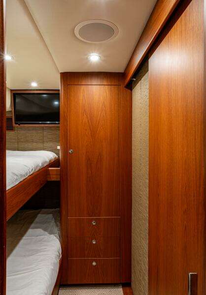 2007 Merritt 72 Sportfish Convertible