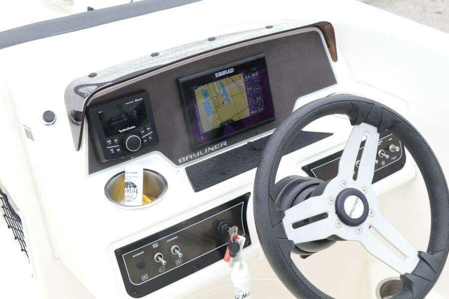 2022 Bayliner DX 2200