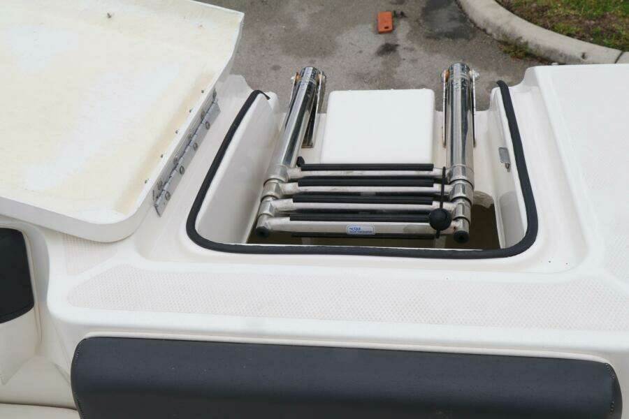 2022 Bayliner DX 2200