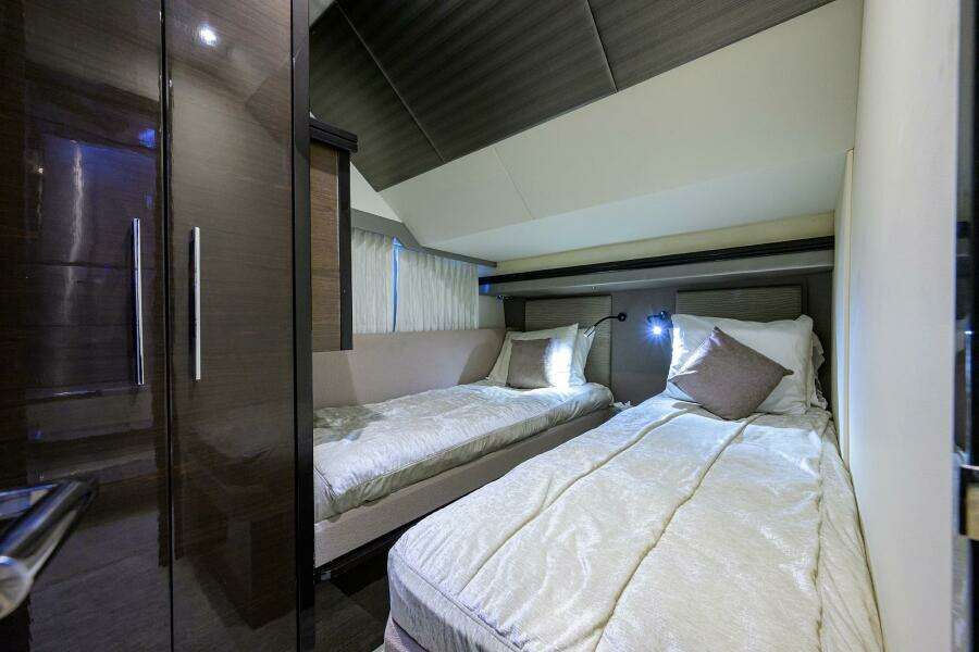 Marquis 66 ANDIAMO - Guest Stateroom