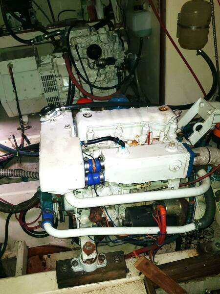 1987 Celestial Center Cockpit