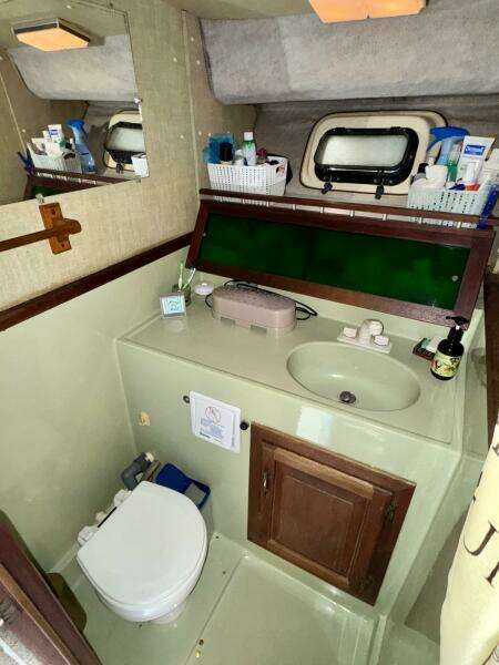 1979 Silverton 34 Convertible