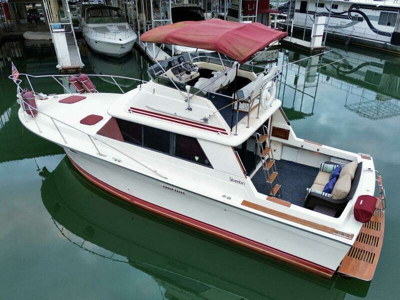 1979 Silverton 34 Convertible