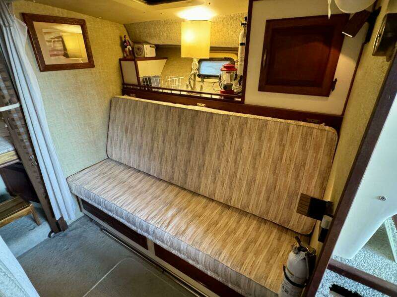 1979 Silverton 34 Convertible