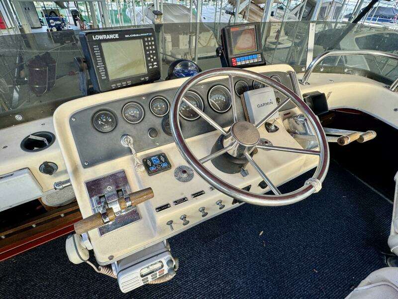 1979 Silverton 34 Convertible