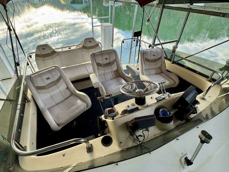 1979 Silverton 34 Convertible