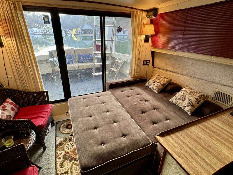 1979 Silverton 34 Convertible