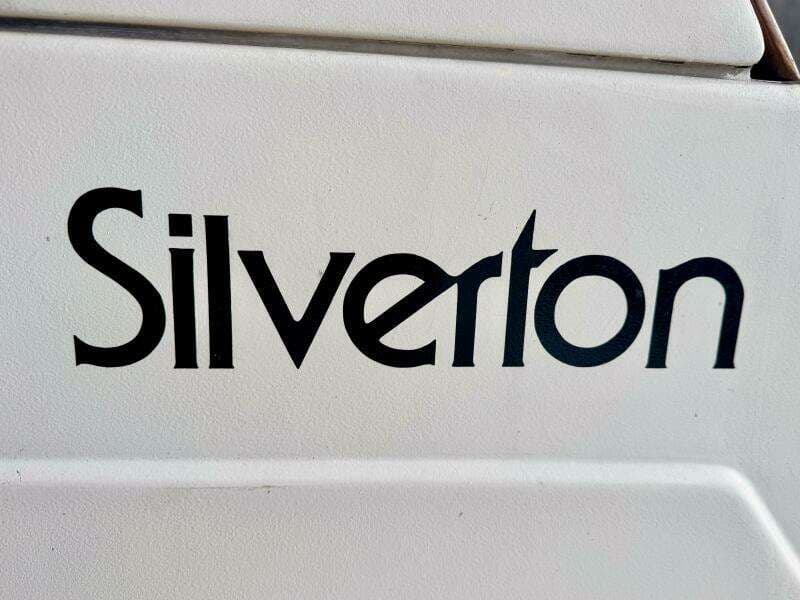 1979 Silverton 34 Convertible