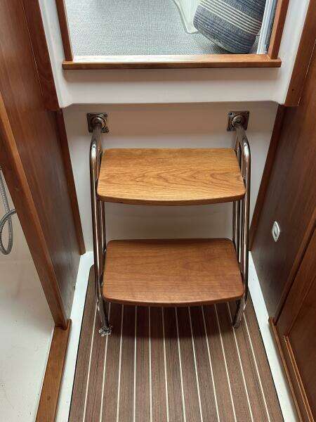 Back Cove 34 SHE'S A LADY - Interior