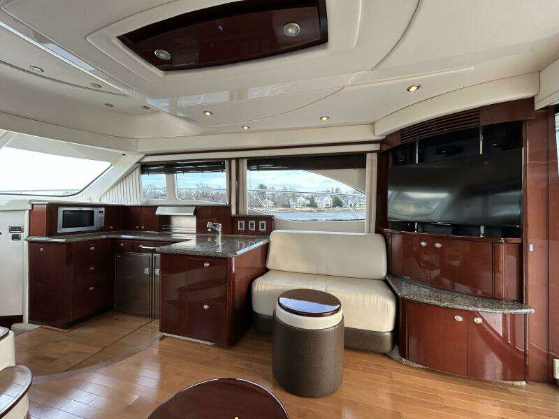 2008 Sea Ray 52 Sedan Bridge