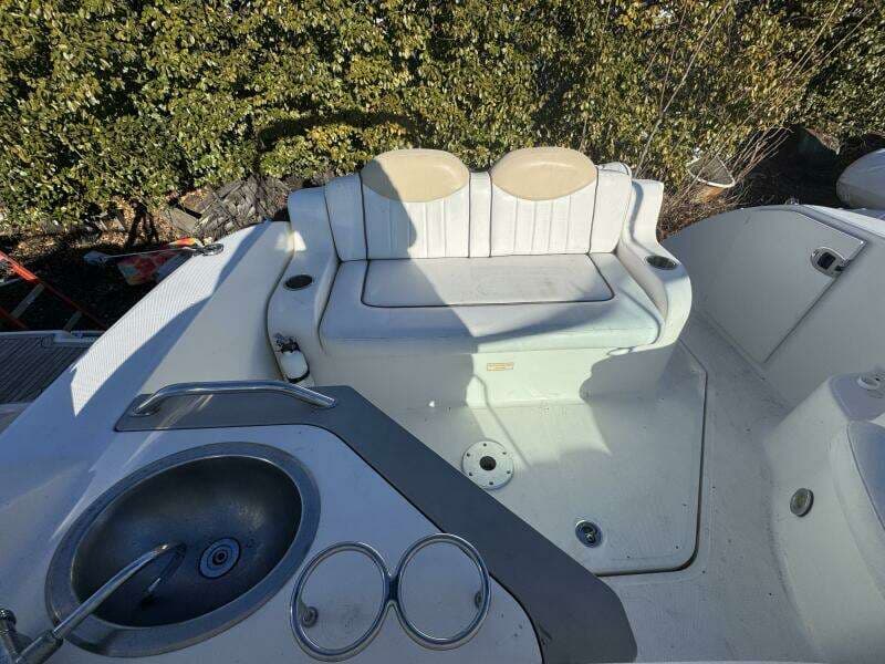 2008 Sea Ray 240 Sundancer