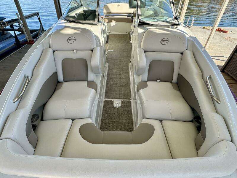2016 Crownline Eclipse E4