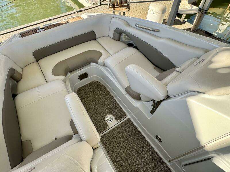 2016 Crownline Eclipse E4