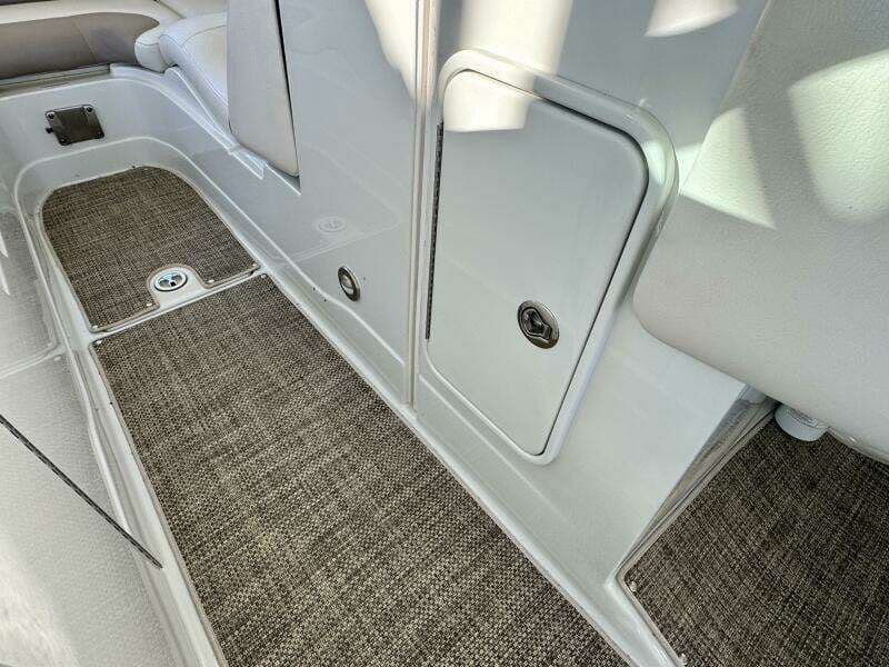 2016 Crownline Eclipse E4