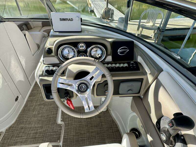 2016 Crownline Eclipse E4