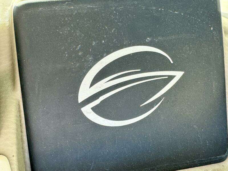 2016 Crownline Eclipse E4