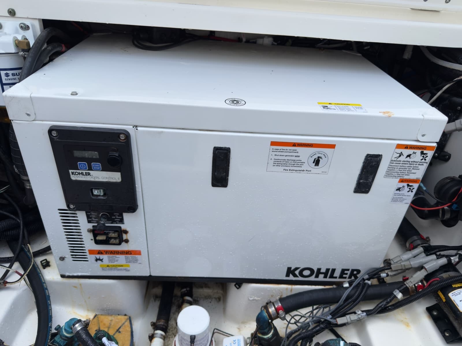 2016 Boston Whaler 350 Outrage