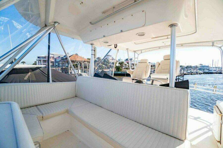 Ocean Yachts 56 TUNAR - Fly Bridge Seating